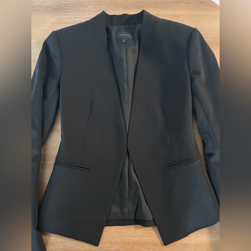 Theory black jacket - Picture 2 of 2